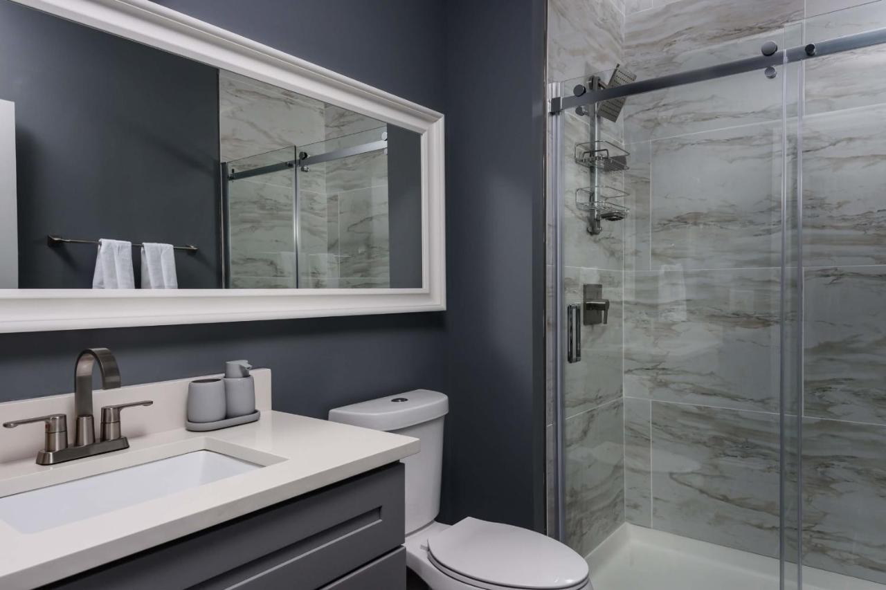 Frontdesk Modern 1 Bedroom Apt With Rooftop Lounge Saint Louis Exterior photo